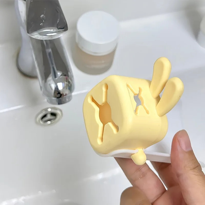 バスルームとキッチンの蛇口エクステンダー: 漫画のウサギのス - Commercial Kitchen Tap のレビューと価格